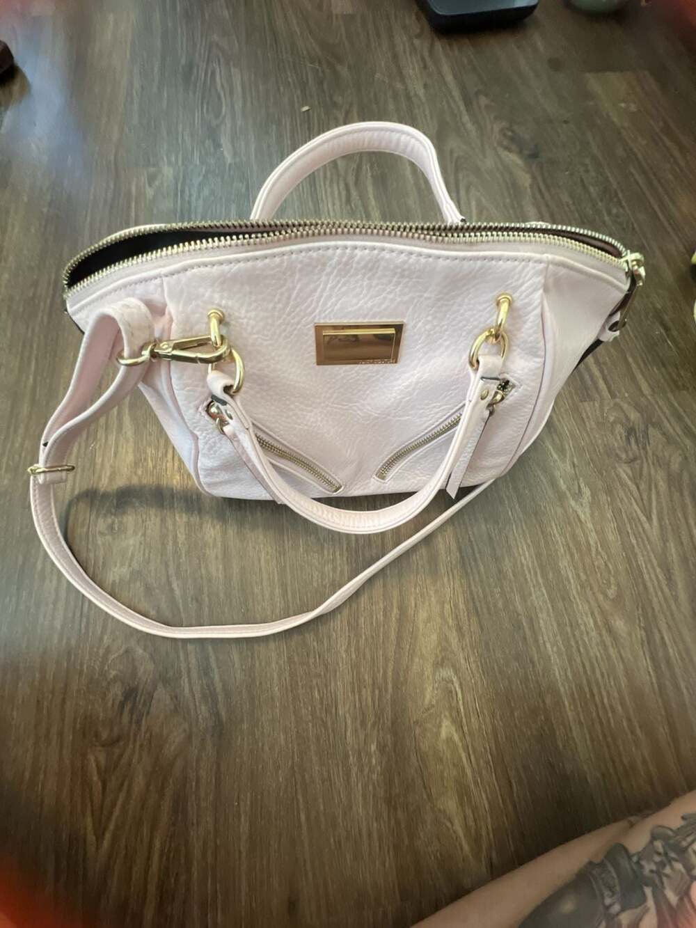 Juicy Couture Los Angeles Light Pink Pebbled Faux Leather Satchel Crossbody Bag